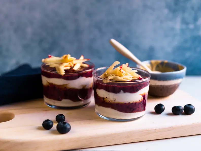Heidelbeer-Cashew-Quark