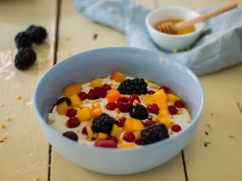 Quark mit Früchten