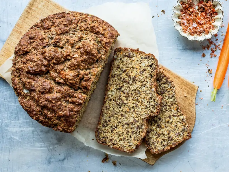 Pikantes Möhren-Eiweiß-Brot