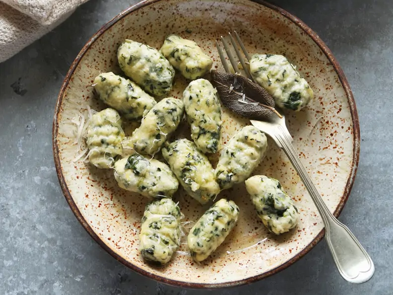 Spinat-Gnocchi mit Ricotta
