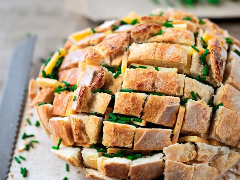 Gefülltes Weißbrot