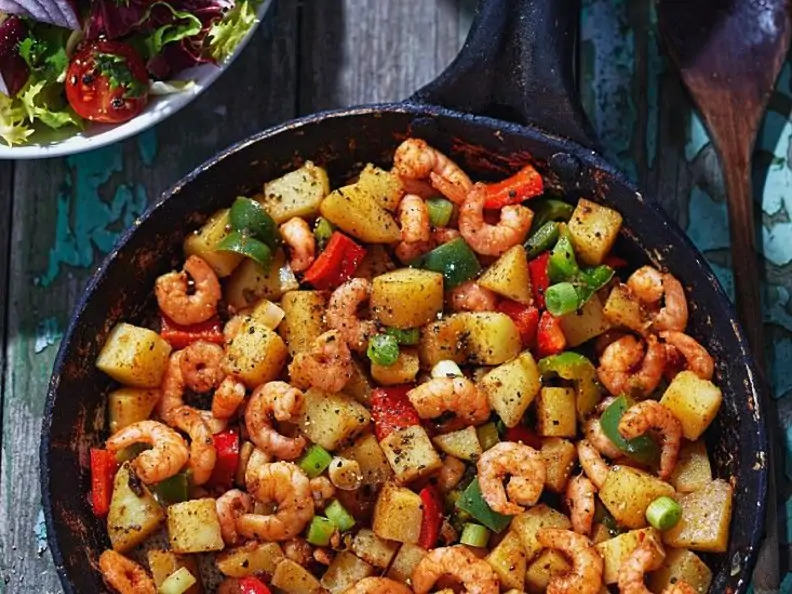Kartoffel-Garnelen-Pfanne mit Paprika