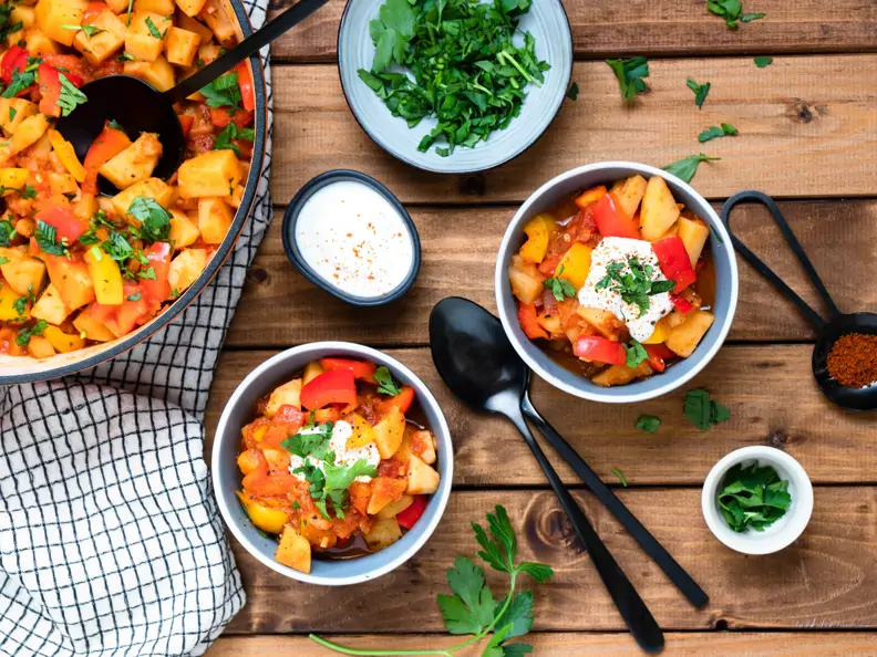 Kartoffelgulasch mit Paprika