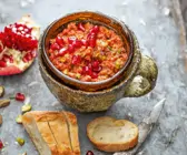 Paprika-Granatapfel-Paste Muhammara-Style