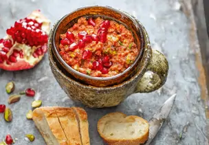 Paprika-Granatapfel-Paste Muhammara-Style