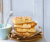 Apfel-Blechkuchen mit Streuseln