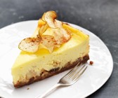 Apfel-Käsekuchen mit Keksboden