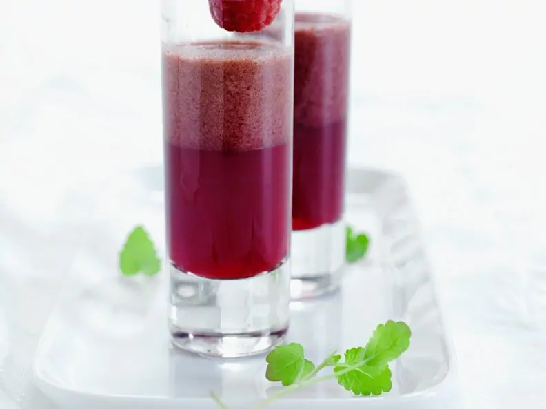 Himbeer-Granatapfel-Smoothies