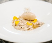 Pink Lady® Apfelsorbet und Ragout mit Honig-Pannacotta und Jasmin