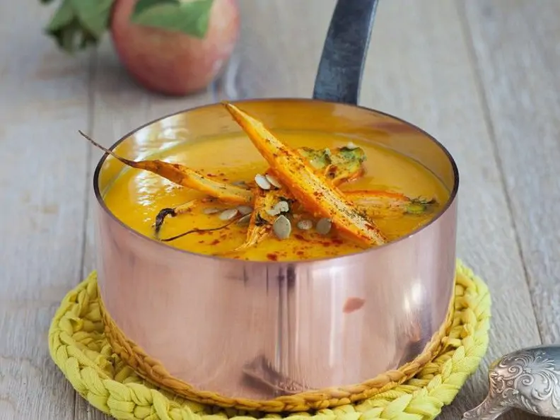 Kürbissuppe mit Apfel
