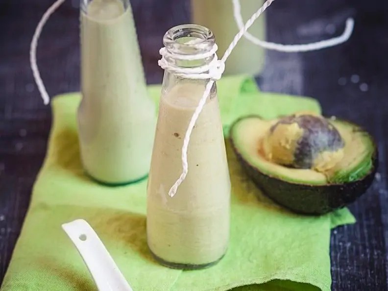 Avocado-Smoothie mit Apfel