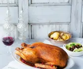 Ente mit Granatapfelkernen