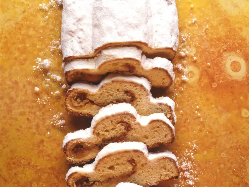 Apfel-Quarkstollen
