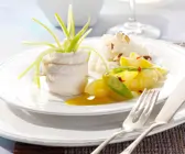 Schollenröllchen mit Apfel-Zwiebel-Sauce