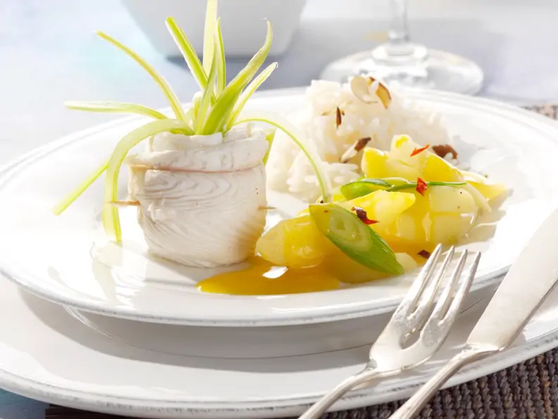 Schollenröllchen mit Apfel-Zwiebel-Sauce