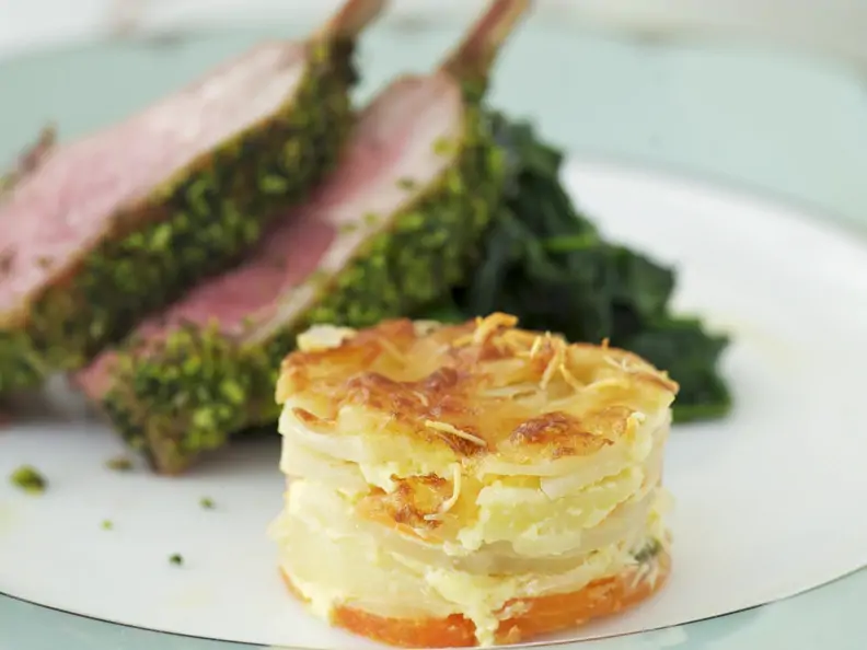 Lammkoteletts mit Kartoffelauflauf