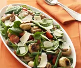 Spinatsalat mit Champignons