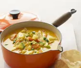 Curry-Gemüse-Suppe mit Hähnchen