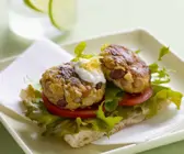 Bohnenbuletten mit Fladenbrot