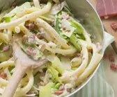 Nudeln mit Schinken-Lauch-Sauce