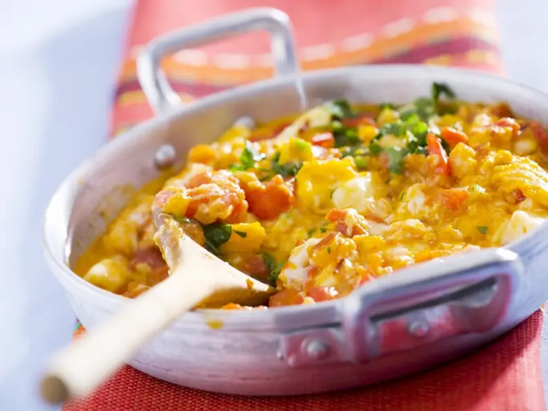 Rühreier mit Tomaten und Paprika