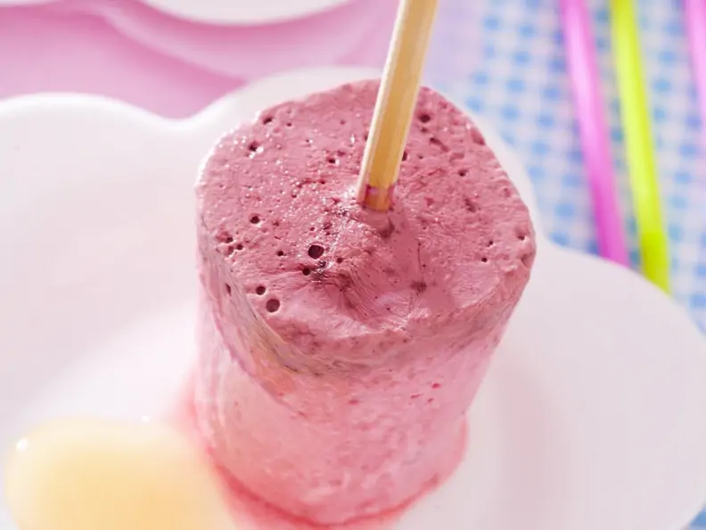 Himbeer-Joghurt-Eis