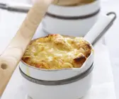 Überbackene Zwiebelsuppe