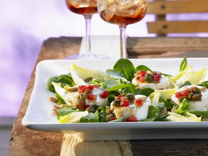 Salat mit Granatapfel