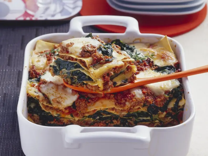 Lasagne mit Hackfleisch und Spinat