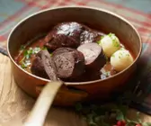 Gefüllte Gänsebrust mit Kartoffelknödeln