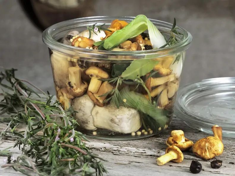 Pilze in Marinade