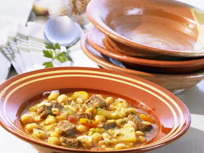 Kichererbsensuppe mit Rind auf marokkanische Art