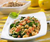 Kichererbsen-Spinat-Salat mit Tomaten