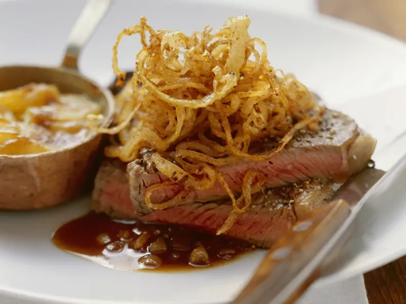 Rostbraten mit Zwiebeln