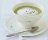 Schaumige Spargelsuppe