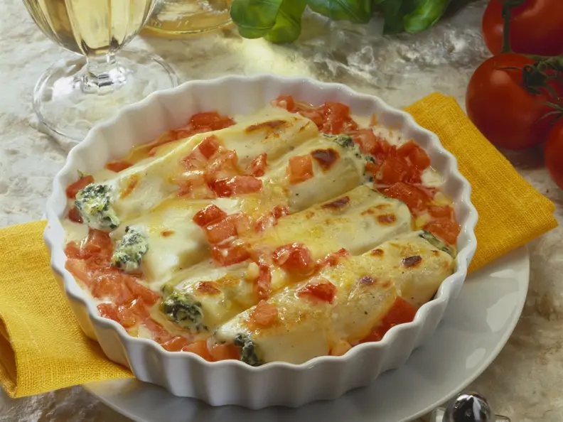 Überbackene Cannelloni mit Tomaten