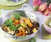 Linsen-Gemüsepfanne mit Champignons