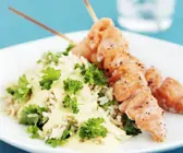 Lachs-Spieße vom Grill mit Reis