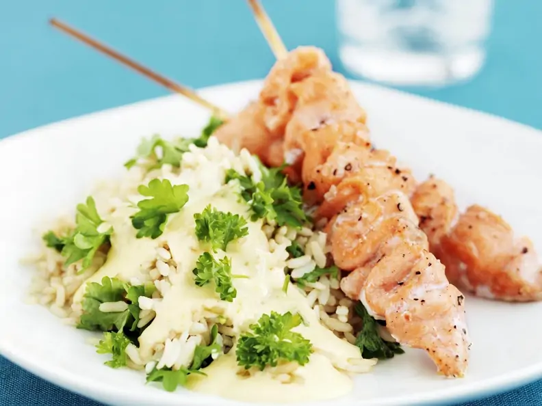 Lachs-Spieße vom Grill mit Reis