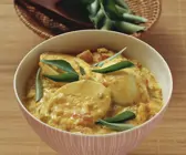 Kokoscurry mit Eiern