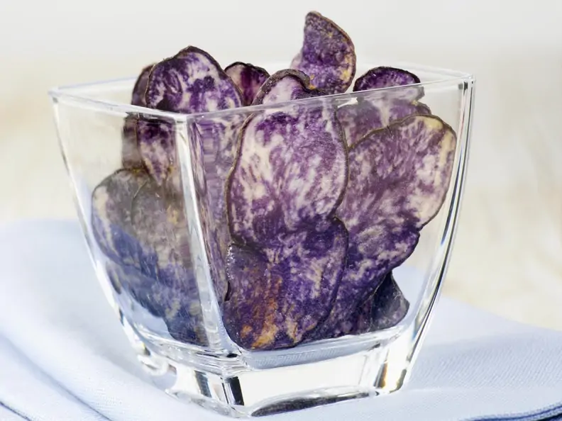 Lila Kartoffelchips