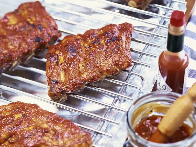 Spareribs mit Barbecue-Soße
