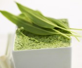 Kräuterbutter mit Bärlauch