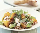Linsen-Kürbis-Salat mit Ziegenkäse