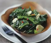 Spinat-Knoblauch-Gemüse