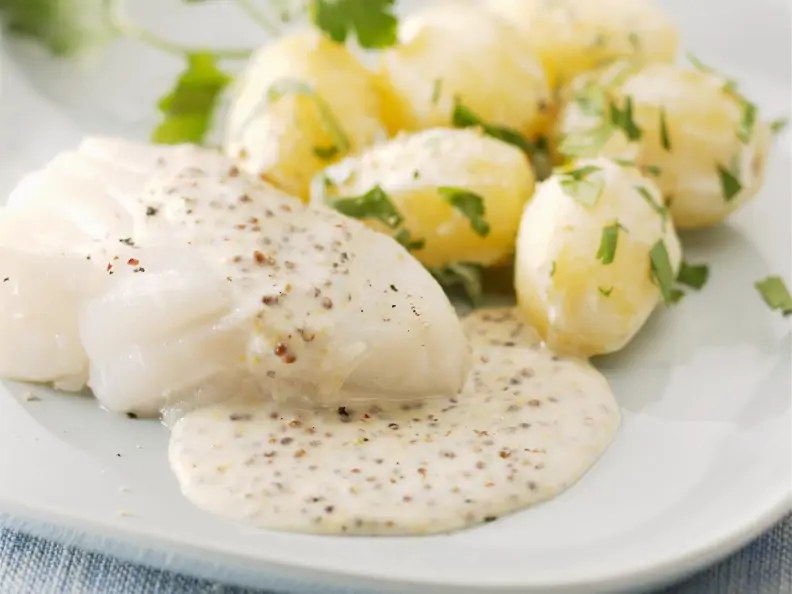 Kabeljaufilet in Senfsoße mit Kartoffeln