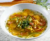 Karotten-Kürbis-Suppe mit Paprika