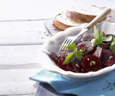 Rote-Bete-Salat auf griechische Art