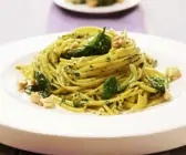 Spaghetti mit Spinat