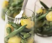 Bohnensalat mit Safrankartoffeln